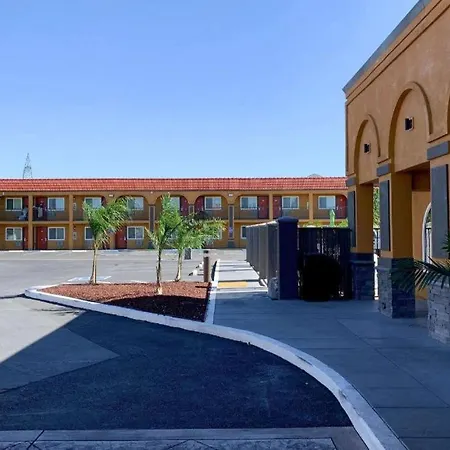 Quality Inn Redding Near I-5-3
