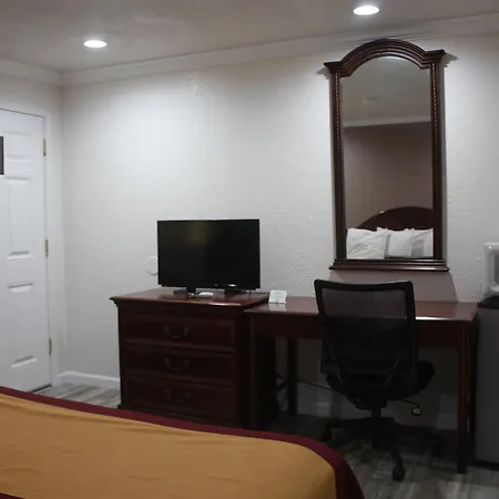 Value Inn & Suites-3